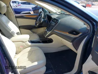 2015 Lincoln MKC z VIN 5LMCJ2A94FUJ44907, wystawiony jako IAAI lot #41772671 z przebiegiem 173 242 mil mil oraz . Historia ofert i sprzedaży dostępna na DreamBid. Obrazek 5.