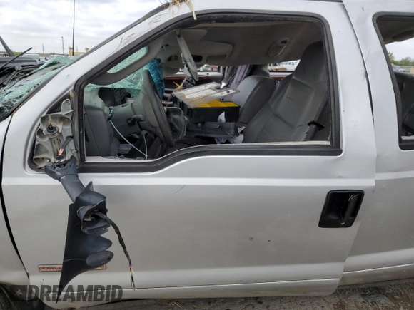 2003 Ford F-350 XL with VIN 1FTSW31PX3EC73121, listed as a Copart auction lot 54768805 with Not provided miles and Salvage title. Bid and sale history available at DreamBid. Image 7.