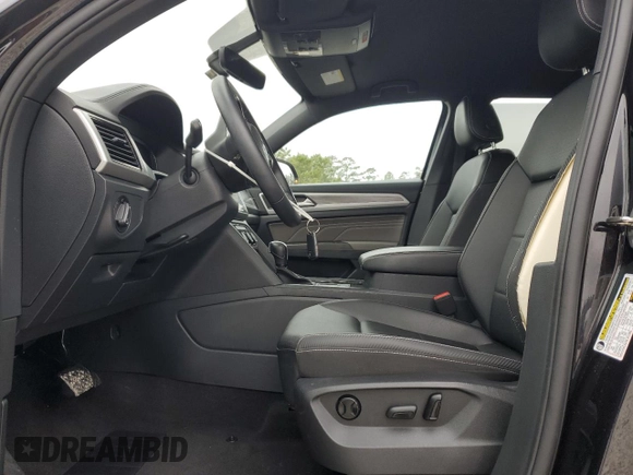 2023 Volkswagen Atlas SE with VIN 1V2WC2CA3PC209564, listed as a Copart auction lot 45835535 with 17,289 mi miles and Salvage title. Bid and sale history available at DreamBid. Image 7.