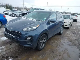2020 Kia Sportage LX with VIN KNDPMCAC0L7662945, listed as a IAAI auction lot 41463752 with 75,772 mi miles. Bid and sale history available at carsss.com. Image 18.