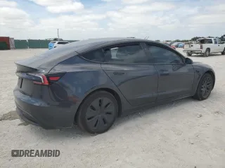 2024 Tesla Model 3 z VIN 5YJ3E1EA8RF749228, wystawiony jako Copart lot #54073925 z przebiegiem 5 369 mil mil oraz Szkoda całkowita • Salvage title. Historia ofert i sprzedaży dostępna na DreamBid. Obrazek 3.