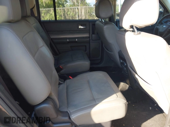 2018 Ford Flex SEL z VIN 2FMGK5C83JBA11464, wystawiony jako IAAI lot #41556720 z przebiegiem 70 455 mil mil oraz . Historia ofert i sprzedaży dostępna na DreamBid. Obrazek 8.