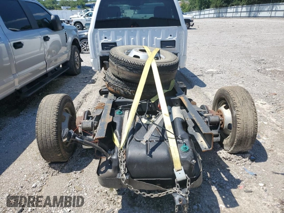 2021 Ford F-350 z VIN 1FDRF3G68MED59862, wystawiony jako Copart lot #61839205 z przebiegiem 55 276 mil mil oraz Szkoda całkowita • Salvage title. Historia ofert i sprzedaży dostępna na DreamBid. Obrazek 6.