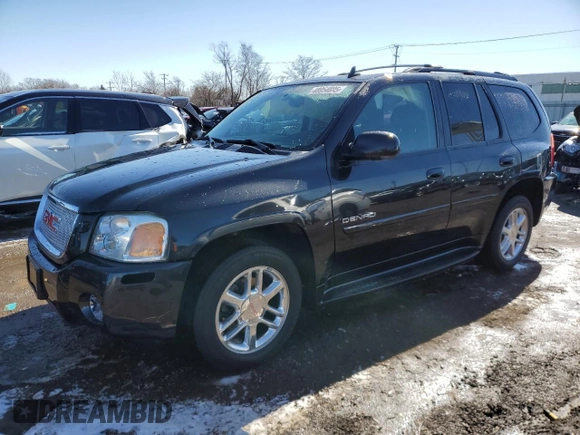 2008 GMC Envoy Denali with VIN 1GKET63M282161131, listed as a Copart auction lot 48054005 with 89,704 mi miles and Salvage Title. Bid and sale history available at carsss.com. Image 1.