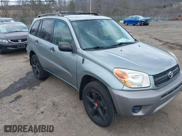 2005 Toyota RAV4 with VIN JTEHD20VX56046580, listed as a IAAI auction lot 41881318 with 155,541 mi miles. Bid and sale history available at carsss.com. Image 1.