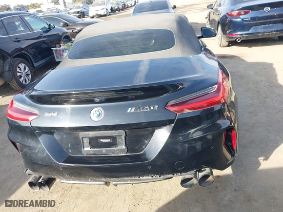 2022 BMW Z4 sDriveM40i with VIN WBAHF9C08NWX38258, listed as a IAAI auction lot 41462157 with 43,534 mi miles. Bid and sale history available at carsss.com. Image 16.