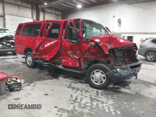 2014 Ford Econoline Wagon XL with VIN 1FBSS3BL4EDA36080, listed as a IAAI auction lot 41566896 with 113,319 mi miles. Bid and sale history available at carsss.com. Image 1.