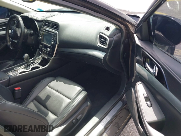 2016 Nissan Maxima SR with VIN 1N4AA6AP9GC405420, listed as a IAAI auction lot 41933739 with 59,680 mi miles and . Bid and sale history available at DreamBid. Image 5.
