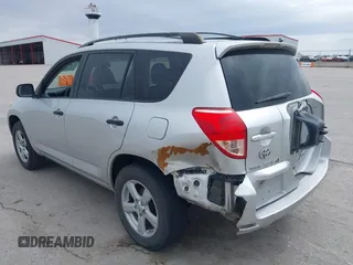 2007 Toyota RAV4 with VIN JTMBD33V775097927, listed as a IAAI auction lot 41870623 with 182,005 mi miles. Bid and sale history available at carsss.com. Image 3.