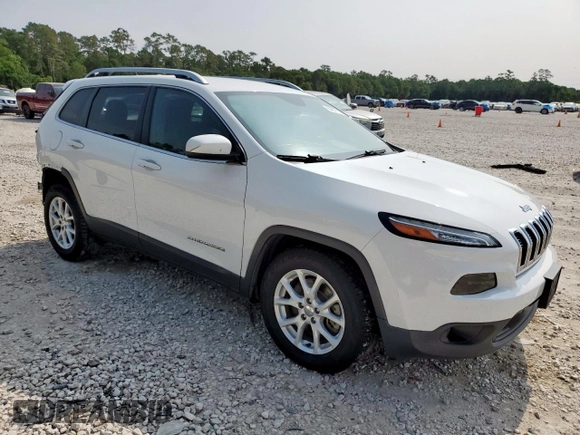 2017 Jeep Cherokee Latitude z VIN 1C4PJLCB9HW577712, wystawiony jako Copart lot #57877175 z przebiegiem 64 653 mil mil oraz Szkoda całkowita • Salvage title. Historia ofert i sprzedaży dostępna na DreamBid. Obrazek 4.