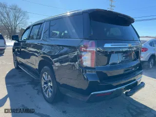 2022 Chevrolet Suburban LT with VIN 1GNSKCKDXNR189741, listed as a Copart auction lot 46791695 with 150,778 mi miles and Clean Title. Bid and sale history available at carsss.com. Image 3.