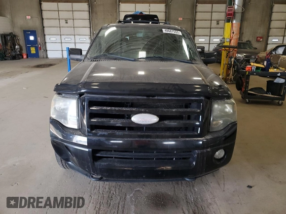 2007 Ford Expedition Max Limited z VIN 1FMFK20517LA13579, wystawiony jako Copart lot #48687555 z przebiegiem 141 045 mil mil oraz Czysty tytuł • Clean title. Historia ofert i sprzedaży dostępna na DreamBid. Obrazek 5.