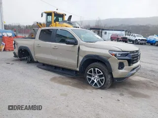 2024 Chevrolet Colorado 4WD Z71 with VIN 1GCPTDEK4R1247018, listed as a IAAI auction lot 41887241 with 1,333 mi miles. Bid and sale history available at carsss.com. Image 1.