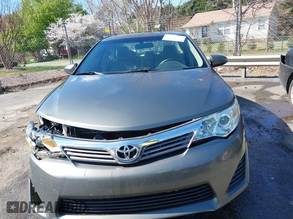 2012 Toyota Camry L with VIN 4T1BF1FK3CU609078, listed as a IAAI auction lot 41884818 with 188,947 mi miles. Bid and sale history available at carsss.com. Image 12.