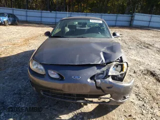 2002 Ford Escort ZX2 Standard with VIN 3FAFP11352R124407, listed as a Copart auction lot 81529904 with 104,306 mi miles and Salvage Title. Bid and sale history available at carsss.com. Image 5.