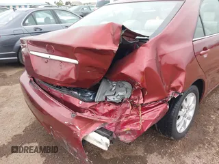 2005 Toyota Camry LE z VIN 4T1BE30K25U063254, wystawiony jako IAAI lot #41871499 z przebiegiem 197 337 mil mil oraz . Historia ofert i sprzedaży dostępna na DreamBid. Obrazek 6.