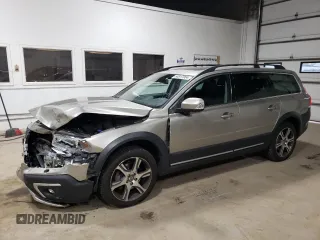 2014 Volvo XC70 T6 with VIN YV4902BZ8E1184116, listed as a Copart auction lot 58817004 with 97,967 mi miles and Salvage Title. Bid and sale history available at DreamBid. Image 1.