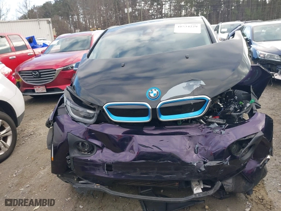 2017 BMW i3 with VIN WBY1Z8C55HV551697, listed as a IAAI auction lot 41534229 with 1 mi miles. Bid and sale history available at carsss.com. Image 12.