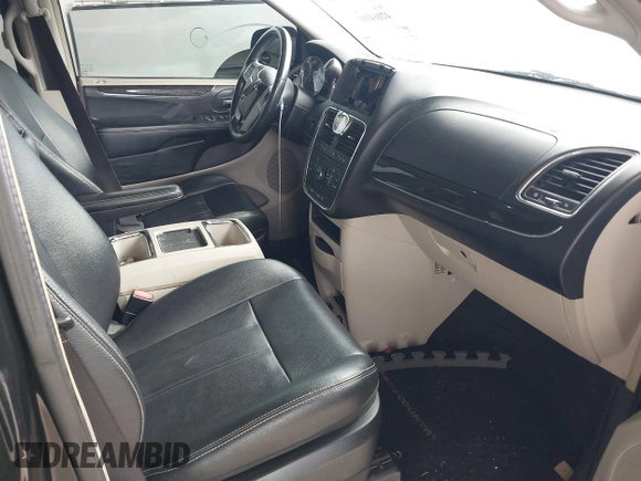 2014 Chrysler Town & Country Touring with VIN 2C4RC1BG8ER296073, listed as a IAAI auction lot 42164103 with 129,006 mi miles and . Bid and sale history available at DreamBid. Image 5.