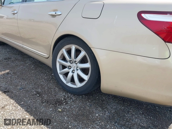 2008 Lexus LS 460 LWB with VIN JTHGL46F985030541, listed as a IAAI auction lot 42078316 with 248,187 mi miles. Bid and sale history available at carsss.com. Image 6.