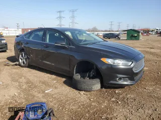 2015 Ford Fusion SE with VIN 3FA6P0H75FR231515, listed as a Copart auction lot 52580695 with 98,444 mi miles and Salvage Title. Bid and sale history available at carsss.com. Image 4.
