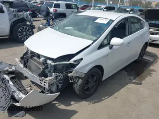 2014 Toyota Prius Four with VIN JTDKN3DU5E0368562, listed as a IAAI auction lot 41911369 with 178,888 mi miles. Bid and sale history available at carsss.com. Image 20.