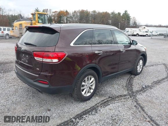 2017 Kia Sorento LX with VIN 5XYPG4A34HG298603, listed as a IAAI auction lot 40730804 with 89,819 mi miles. Bid and sale history available at carsss.com. Image 4.