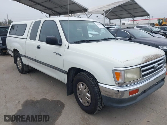 1995 Toyota T100 DX with VIN JT4VD12E1S0006336, listed as a IAAI auction lot 42153039 with 197,002 mi miles and . Bid and sale history available at DreamBid. Image 1.