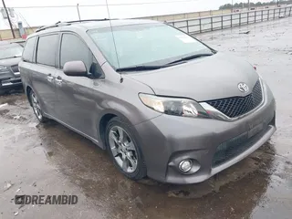 2014 Toyota Sienna SE with VIN 5TDXK3DC4ES434604, listed as a IAAI auction lot 41346434 with 108,633 mi miles. Bid and sale history available at carsss.com. Image 1.