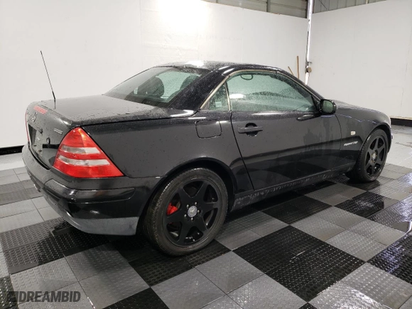 2000 Mercedes-Benz SLK-Class Kompressor with VIN WDBKK47FXYF165050, listed as a Copart auction lot 44711845 with 78,220 mi miles and Clean Title. Bid and sale history available at carsss.com. Image 3.