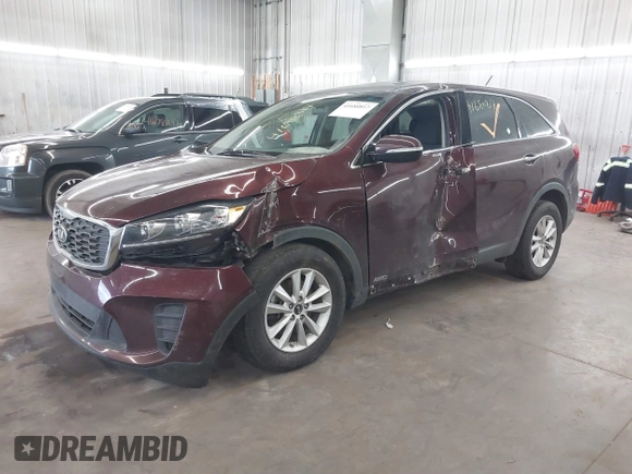 2019 Kia Sorento S V6 with VIN 5XYPGDA56KG483373, listed as a IAAI auction lot 41680817 with 91,970 mi miles. Bid and sale history available at carsss.com. Image 17.
