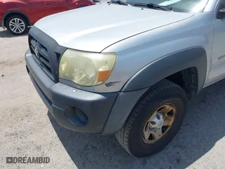 2006 Toyota Tacoma with VIN 5TEUX42N46Z247737, listed as a IAAI auction lot 42104678 with 202,165 mi miles. Bid and sale history available at carsss.com. Image 6.