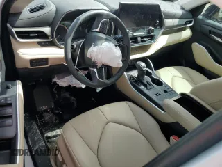 2024 Toyota Highlander LE with VIN 5TDKDRAH6RS534720, listed as a Copart auction lot 59989285 with 12,626 mi miles and Salvage title. Bid and sale history available at DreamBid. Image 8.