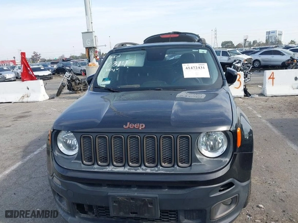 2016 Jeep Renegade Latitude with VIN ZACCJABT8GPD62251, listed as a IAAI auction lot 41472431 with 117,947 mi miles. Bid and sale history available at carsss.com. Image 12.