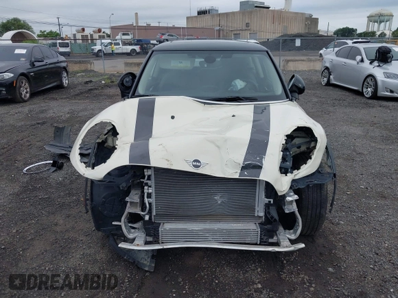 2019 MINI Hardtop Cooper with VIN WMWXP5C58K2H29952, listed as a IAAI auction lot 42745899 with Not provided miles and . Bid and sale history available at DreamBid. Image 6.