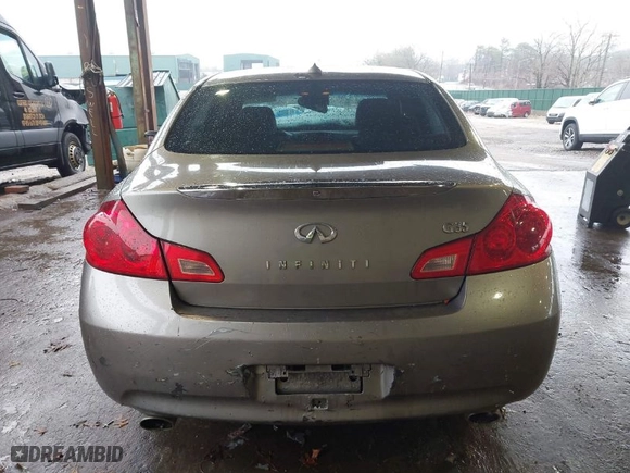 2007 Infiniti G35 Sedan Sport with VIN JNKBV61E97M702570, listed as a IAAI auction lot 41811287 with 229,004 mi miles. Bid and sale history available at carsss.com. Image 16.