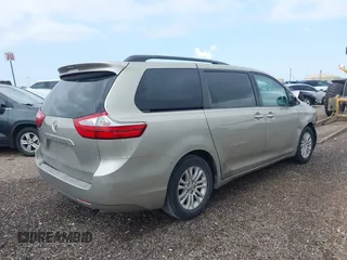 2015 Toyota Sienna XLE с VIN 5TDYK3DC1FS577192, выставлен на аукционе IAAI как лот 41823635 с пробегом 84 858 миль миль и . История ставок и продаж доступна на DreamBid. Изображение 4.