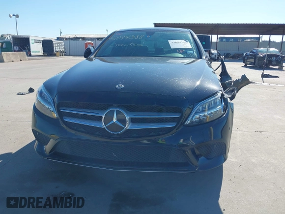 2021 Mercedes-Benz C 300 z VIN W1KWF8DB0MR618283, wystawiony jako IAAI lot #42084388 z przebiegiem 66 565 mil mil oraz . Historia ofert i sprzedaży dostępna na DreamBid. Obrazek 13.