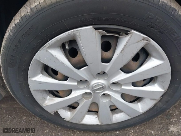 2016 Nissan Sentra SR with VIN 3N1AB7AP8GL662203, listed as a IAAI auction lot 41739620 with 131,001 mi miles. Bid and sale history available at carsss.com. Image 16.