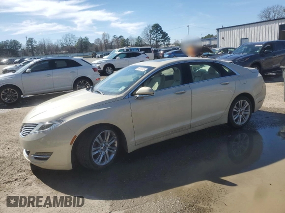 2014 Lincoln MKZ with VIN 3LN6L2G95ER809658, listed as a Copart auction lot 46814105 with 61,397 mi miles and Salvage Title. Bid and sale history available at carsss.com. Image 1.