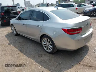 2015 Buick Verano Group z VIN 1G4PS5SK4F4169942, wystawiony jako IAAI lot #42484414 z przebiegiem 113 471 mil mil oraz . Historia ofert i sprzedaży dostępna na DreamBid. Obrazek 3.
