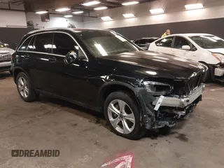 2018 Mercedes-Benz GLC with VIN WDC0G4KB1JV051409, listed as a IAAI auction lot 41639545 with 67,435 mi miles. Bid and sale history available at carsss.com. Image 1.