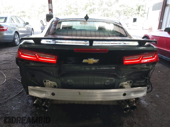 2017 Chevrolet Camaro 2SS с VIN 1G1FH1R70H0163647, выставлен на аукционе IAAI как лот 42172820 с пробегом 86 730 миль миль и . История ставок и продаж доступна на DreamBid. Изображение 17.
