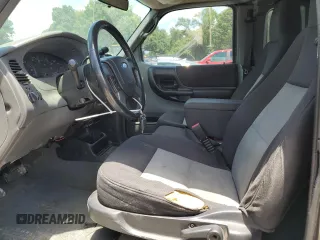 2004 Ford Ranger XL Fleet with VIN 1FTZR45E34PA62725, listed as a Copart auction lot 63100715 with 237,861 mi miles and Salvage title. Bid and sale history available at DreamBid. Image 7.