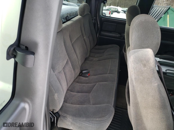 2004 Chevrolet Silverado 1500 LS with VIN 2GCEK19T941221707, listed as a Copart auction lot 43870965 with 229,156 mi miles and Clean Title. Bid and sale history available at carsss.com. Image 10.