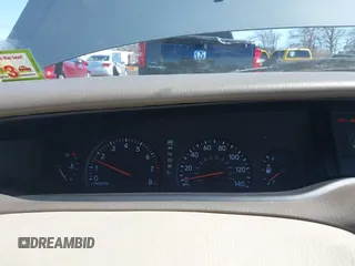 2004 Toyota Avalon XL z VIN 4T1BF28B84U389084, wystawiony jako IAAI lot #41839240 z przebiegiem 140 435 mil mil oraz . Historia ofert i sprzedaży dostępna na DreamBid. Obrazek 7.