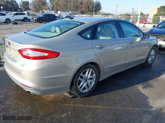 2015 Ford Fusion SE with VIN 3FA6P0HDXFR105639, listed as a IAAI auction lot 41860113 with 78,389 mi miles. Bid and sale history available at carsss.com. Image 4.