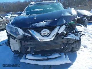 2016 Nissan Rogue S with VIN 5N1AT2MV9GC826296, listed as a IAAI auction lot 41573007 with 111,284 mi miles. Bid and sale history available at carsss.com. Image 12.