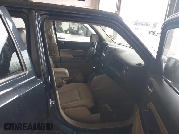 2015 Jeep Patriot High Altitude with VIN 1C4NJPFA2FD106656, listed as a IAAI auction lot 42142509 with 166,464 mi miles and . Bid and sale history available at DreamBid. Image 5.