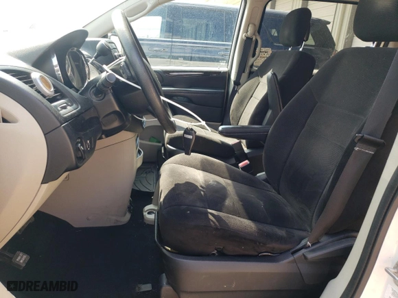 2013 Dodge Grand Caravan SXT with VIN 2C4RDGBG1DR505779, listed as a Copart auction lot 50492235 with 221,703 mi miles and Salvage Title. Bid and sale history available at carsss.com. Image 7.